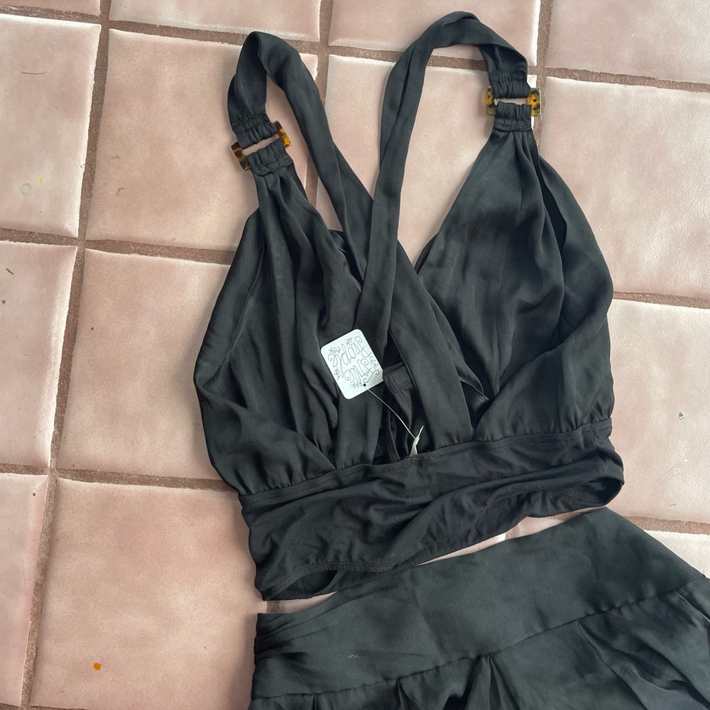TRADED—Free people Zuri set size Medium NWT - Picture 15 of 15